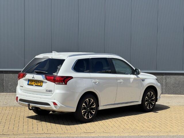 Mitsubishi OUTLANDER 2.0 PHEV Prestige Leer, schdak