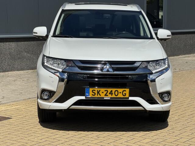 Mitsubishi OUTLANDER 2.0 PHEV Prestige Leer, schdak