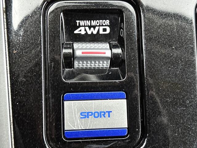 Mitsubishi OUTLANDER 2.4 PHEV Pure