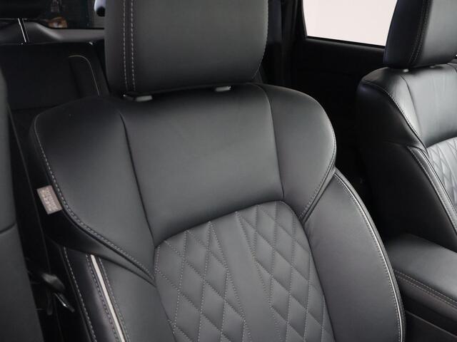 Mitsubishi OUTLANDER 2.4 PHEV INTENSE+ 4WD + LEDER EXCLUSIVE | 360 CAMERA | CARPLAY | TREKHAAK | STOEL/STUURVERW.