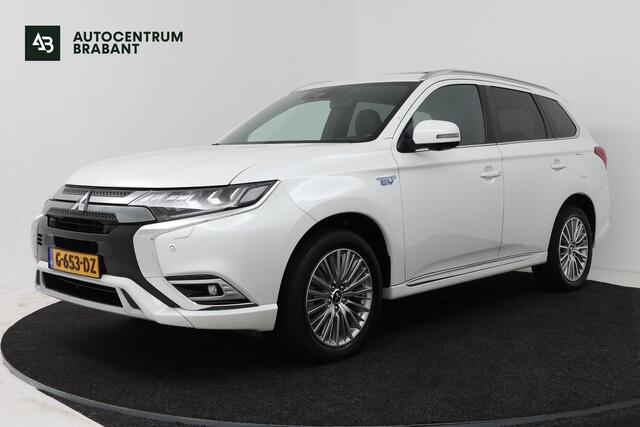 Mitsubishi OUTLANDER 2.4 PHEV Instyle (PANORAMADAK, STUUR-/STOELVERWARMING, 360 CAMERA, LEDER, STUURBEDIENING)