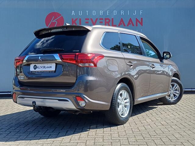 Mitsubishi OUTLANDER 2.4 PHEV Pure | TREKHAAK AFNEEMBAAR | CAMERA | PDC | Wij bieden financiering mogelijkheden aan.