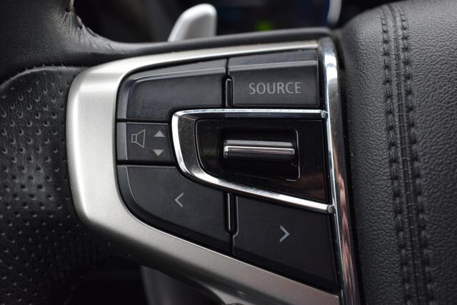 Mitsubishi OUTLANDER 2.4 PHEV Intense | AWD | Stoelverwarming | Camera + Sensoren Voor/ Achter |