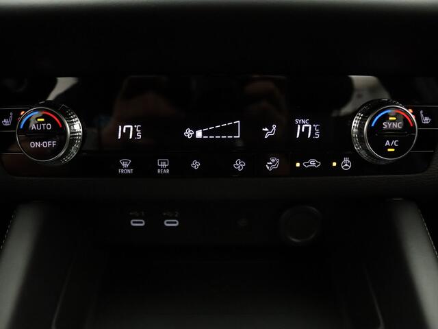 Mitsubishi OUTLANDER 306pk PHEV First Edition Apple Carplay/Android Auto | Climate