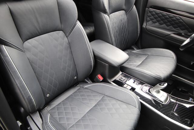 Mitsubishi OUTLANDER 2.4 PHEV S-Edition Ruby Black, Trekhaak
