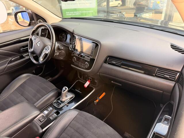 Mitsubishi OUTLANDER 2.4 PHEV Intense+ | PANO | LEER | CARPLAY | 360''CAMERA |