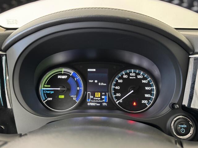 Mitsubishi OUTLANDER 2.4 PHEV Intense | Trekhaak | Navigatie | Camera | Stoelverwarming | Climate Control |