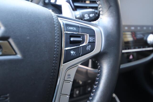 Mitsubishi OUTLANDER 2.4 PHEV Intense+ Adaptive cruise, E.achterklep