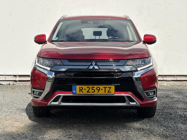 Mitsubishi OUTLANDER 2.4 PHEV Intense+ All-Seasons, Elektrische achterklep, Stuurverwarming