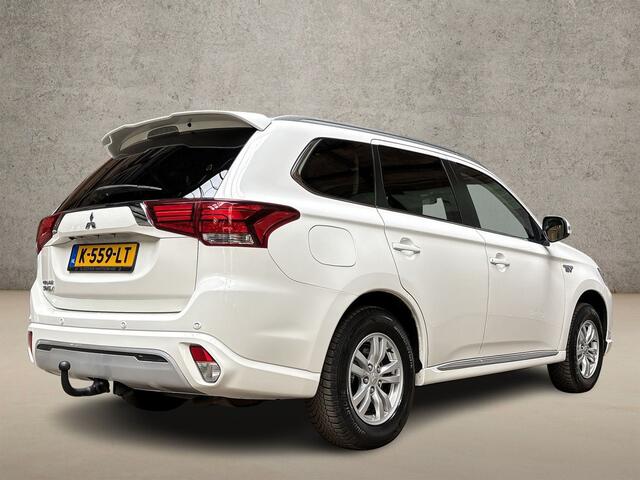 Mitsubishi OUTLANDER SPORT 2.4 PHEV Automaat 225Pk (APPLE CARPLAY, CAMERA, CRUISE, STOELVERWARMING, TREKHAAK, LM VELGEN, NIEUWE APK, NIEUWSTAAT)