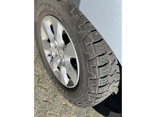 Mitsubishi PAJERO 3.2 DI-D AUT 4WD EURO 6 LWB VAN CLIMA NAP 137774 KM 6 MND GAR ¤ 27.900 EXCL Auto in zeer goede staat dealer onderhouden schadevrij 3300KG TREKGEWICHT FISCAAL VOORDELIG GRIJSKENTEKEN