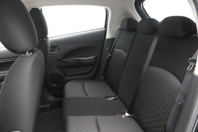 Mitsubishi SPACE STAR 1.2 Connect+ / Airconditioning / Apple CarPlay / Android Auto / Bluetooth / Licht- en Regensensor /