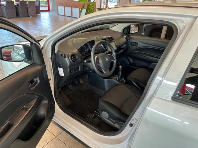 Mitsubishi SPACE STAR 1.2 CONNECT+