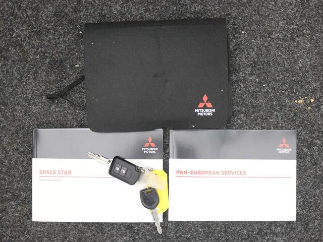 Mitsubishi SPACE STAR 1.2 Active / Op = Op Voordeel ¤1.750,- / Rijklaarprijs ¤ 18.885,- / Direct Leverbaar / 5 Persoons! / 8 Jaar Fabrieksgarantie / Apple CarPlay & Android Auto / Airco /