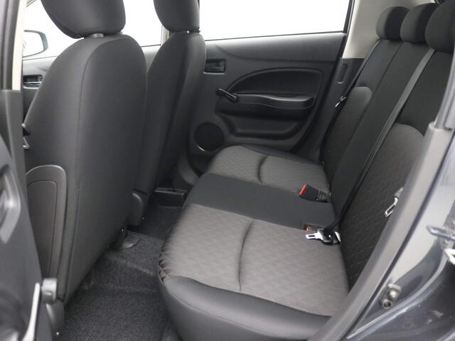 Mitsubishi SPACE STAR 1.2 Active / Op = Op Voordeel ¤1.750,- / Rijklaarprijs ¤ 18.835,- / Direct Leverbaar / 5 Persoons! / 8 Jaar Fabrieksgarantie / Apple CarPlay & Android Auto / Airco /
