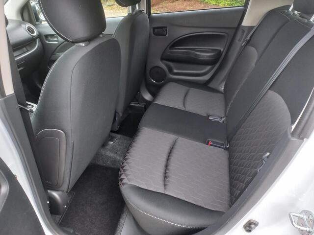 Mitsubishi SPACE STAR 1.2 Nova CVT
