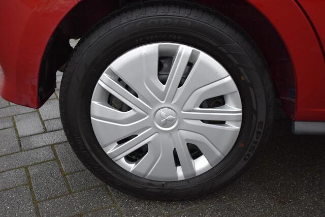 Mitsubishi SPACE STAR 1.2 Connect+ Goedkoper rijden kan niet! Fabrieksgarantie t/m januari 2031!