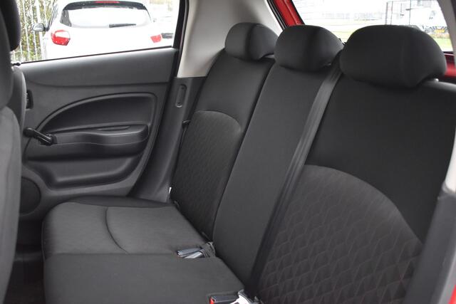 Mitsubishi SPACE STAR 1.2 Connect+ Goedkoper rijden kan niet! Fabrieksgarantie t/m januari 2031!