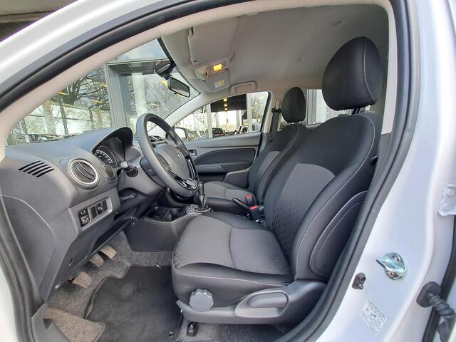 Mitsubishi SPACE STAR 1.2 Dynamic | Achteruitrijcamera | Climate Control | Cruise Control | Verwarmbare Buitenspiegels