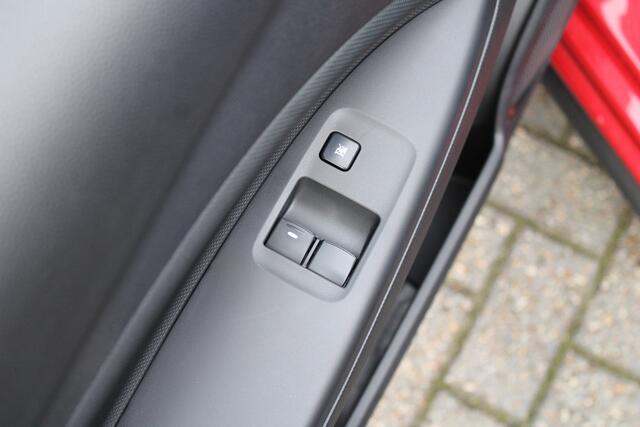 Mitsubishi SPACE STAR 1.2 Connect+ 70PK 5DRS Airco, Apple carplay/Android auto, Audio/DAB, Elek.verst.buitenspiegels en ramen voor,