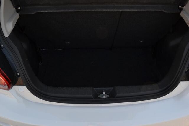 Mitsubishi SPACE STAR 1.0 Cool+ Airco /Elek. pakket /C.V. afstand /Radio /AUX&USB /Isofix/Dakspoiler /Getint glas.