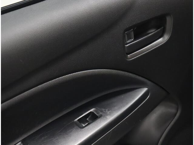 Mitsubishi SPACE STAR 1.0 Cool+ 5DRS [AIRCO, ELEKTRISCHE RAMEN, AUX TELEFOONVERBINDING, CD SPELER, NIEUWSTAAT]