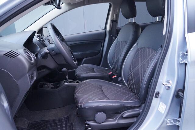 Mitsubishi SPACE STAR 1.2 Instyle | Climate Control | Achteruitrijcamera | Stoelverwarming | 15" Lichtmetalen Velgen
