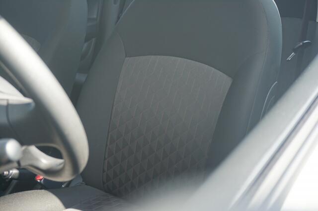 Mitsubishi SPACE STAR 71PK Cool+ AIRCO | 15'LMV | 4S BANDEN | ZWART OPTIEK PAKKET!