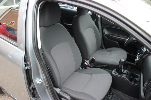 Mitsubishi SPACE STAR 1.0 Cool+ | Airco |