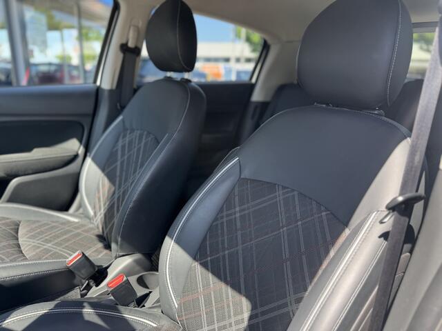 Mitsubishi SPACE STAR 1.2 Instyle | Carplay | LM Velgen | Automaat