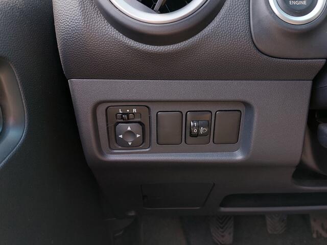 Mitsubishi SPACE STAR 1.2 80pk Nova 5-Deurs | 1ste Eigenaar | Navi | Apple Carplay+Android Auto | Clima | Cruise | Licht+Regensensor | Keyless Entry | Stoelverwarming | Pdc | Privacy Glass | 14''lm