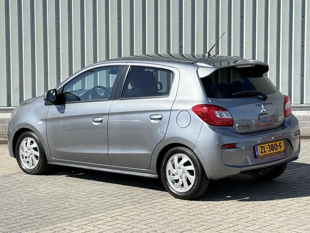 Mitsubishi SPACE STAR 1.0 Active / Trekhaak t.b.v. fietsendrager / Airco / Navigatie / Apple CarPlay/Android Auto / Lichtmetalen velgen / All seasonbanden /