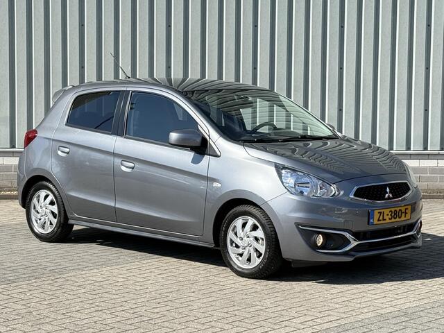 Mitsubishi SPACE STAR 1.0 Active / Trekhaak t.b.v. fietsendrager / Airco / Navigatie / Apple CarPlay/Android Auto / Lichtmetalen velgen / All seasonbanden /