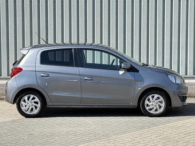 Mitsubishi SPACE STAR 1.0 Active / Trekhaak t.b.v. fietsendrager / Airco / Navigatie / Apple CarPlay/Android Auto / Lichtmetalen velgen / All seasonbanden /