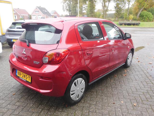 Mitsubishi SPACE STAR 1.0 Cool+ Staat in De Krim
