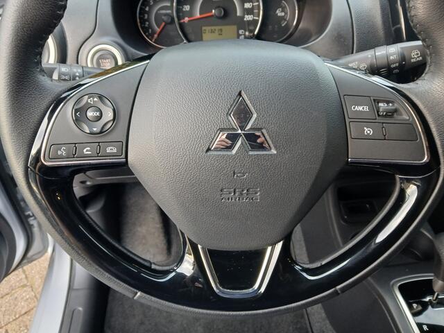 Mitsubishi SPACE STAR 1.2 Instyle