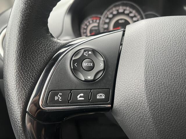 Mitsubishi SPACE STAR 1.2 Instyle / Automaat / Navigatie + Apple Carplay/Android Auto / Stoelverwarming Voor / Bluetooth / 15" Lichtmetalen Velgen / Airco /