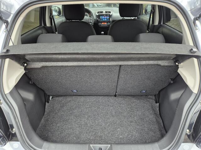 Mitsubishi SPACE STAR 1.2 Intense | Climate control |