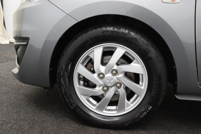 Mitsubishi SPACE STAR 1.0 Intense Rijklaarprijs!