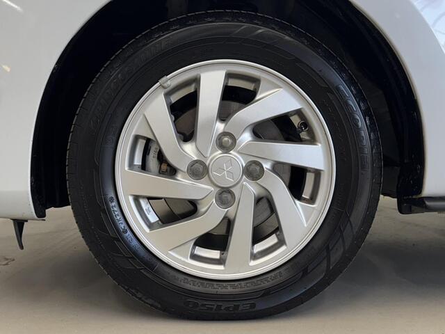 Mitsubishi SPACE STAR 1.2 Intense | Cruise | Stoelverwarming | APP connect | Camera | Garantie tot 19-11-2029!