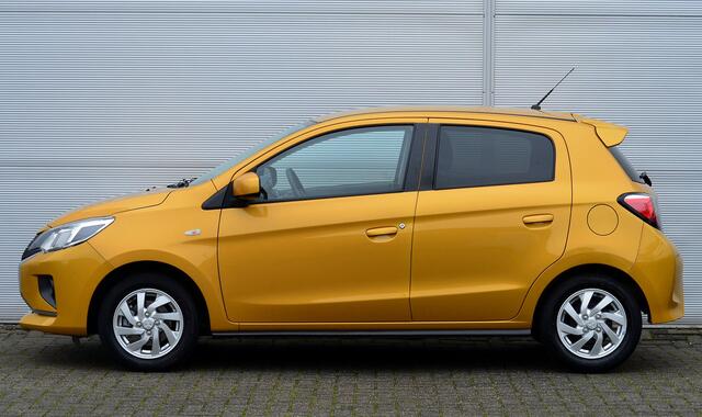 Mitsubishi SPACE STAR 1.2 DYNAMIC CLEARTEC | HOGE ZIT | CRUISE CONTROL | L.M. VELGEN | CAMERA | FABRIEKSGARANTIE TOT 28-09-2031* | ALL IN RIJKLAARPRIJS