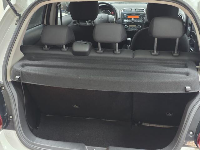 Mitsubishi SPACE STAR 1.0 Bright/ 14'' LMV/ Clima/ Extra getint glas/ Elek. pakket/ Isofix/ Radio-CD AUX/ LEDER. Stuurw./ Dakspoiler/ Dagrijverl.