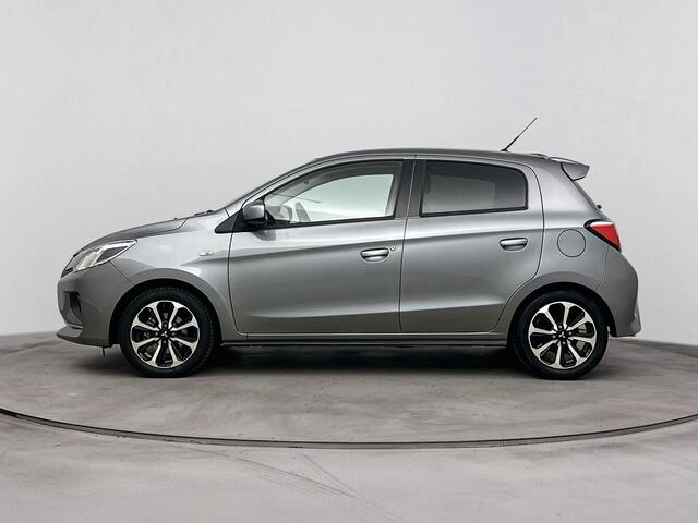 Mitsubishi SPACE STAR 1.2 Nova | Automaat | Apple Carplay/Android Auto | Airco | Navigatie | Stoelverwarming | All season banden | Parkeersensoren achter |