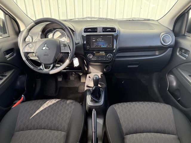 Mitsubishi SPACE STAR 1.2 Dynamic / Dealer Onderhouden / Fabrieksgarantie t/m 02-2031 / Trekhaak afneembaar / Cruise Control / Apple CarPlay/Android Auto / Lichtmetalen Velgen / Climate Control / Camera /