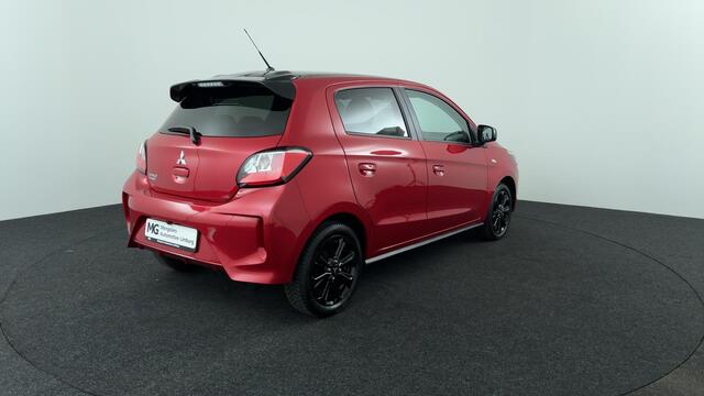 Mitsubishi SPACE STAR 1.2 Intense Edition All season banden, speciale uitvoering.