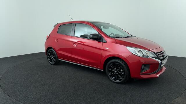 Mitsubishi SPACE STAR 1.2 Intense Edition All season banden, speciale uitvoering.