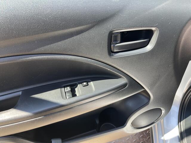 Mitsubishi SPACE STAR 1.0 Cool+ Airco Parrot Start / stop Mistlampen voor Elektrische ramen voor Bpm en Btw vrij!!