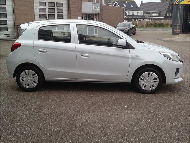 Mitsubishi SPACE STAR 1.2 Connect+ Staat in Hardenberg