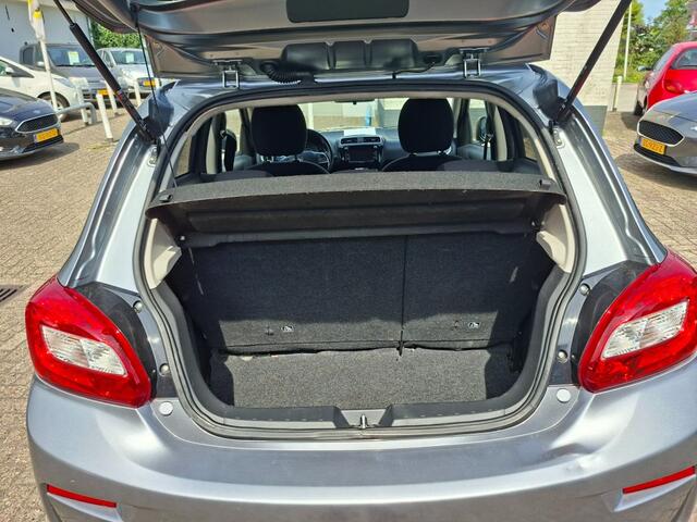 Mitsubishi SPACE STAR 1.2 Advance RADIO CD/CLIMATE/CRUISE/NAVI/LMV/ELEC.RAMEN+SPIEGELS
