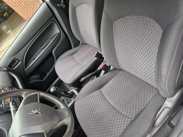Mitsubishi SPACE STAR 1.0 Cool+ 5-drs Airco NL-auto